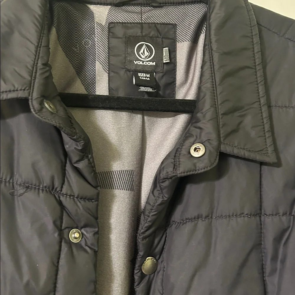Volcom sleek black